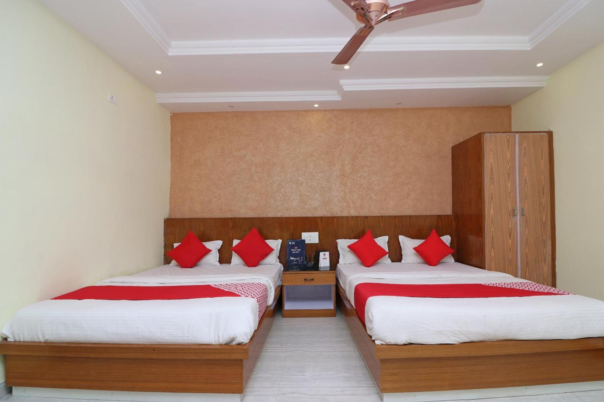 Hotel O G K Palace Bodh Gaya Extérieur photo
