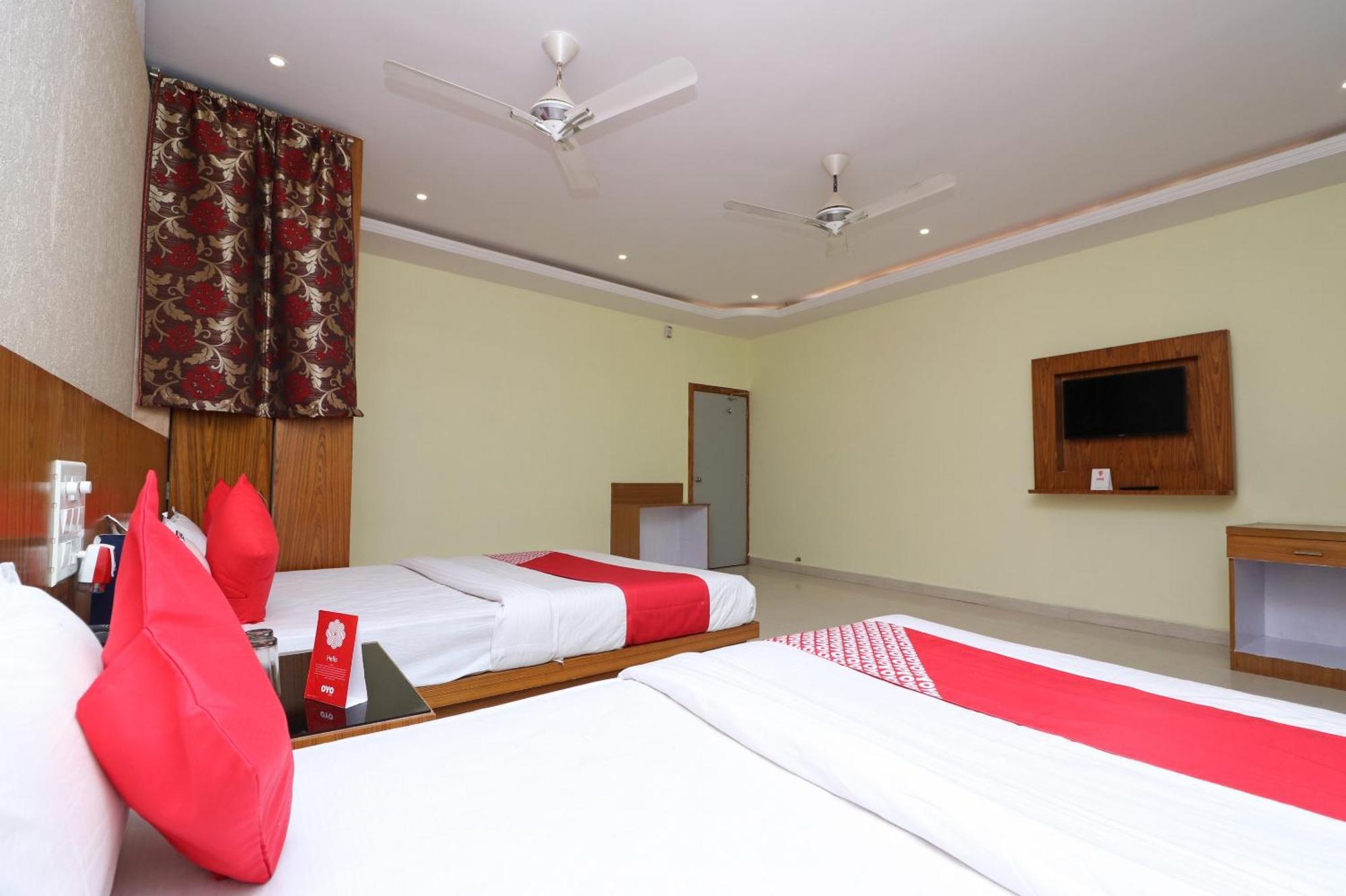 Hotel O G K Palace Bodh Gaya Extérieur photo