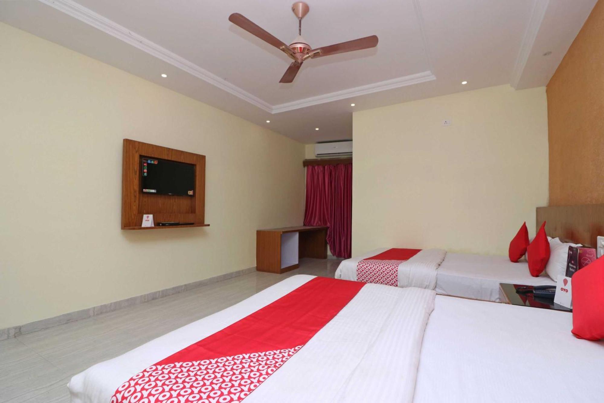 Hotel O G K Palace Bodh Gaya Extérieur photo